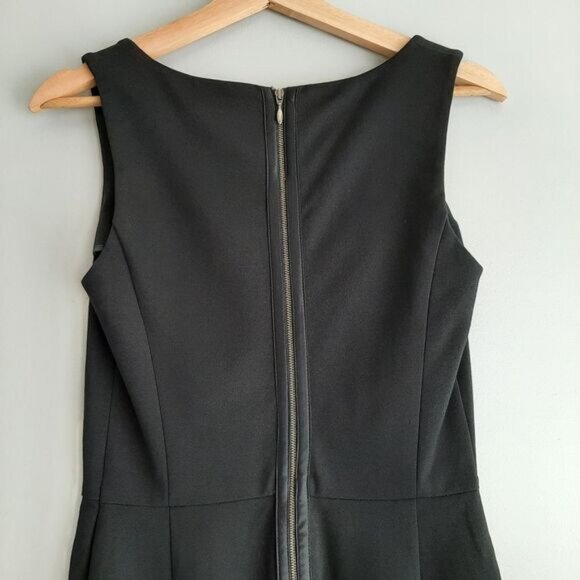 BANANA REPUBLIC | Bi-Stretch Square Neckline Sheath Dress Knee Length LBD Sz 4 - Picture 9 of 14